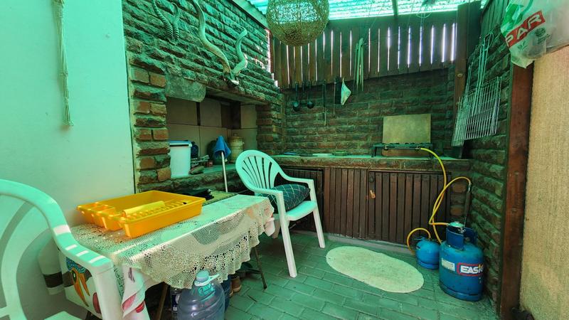 4 Bedroom Property for Sale in Noorsekloof Eastern Cape